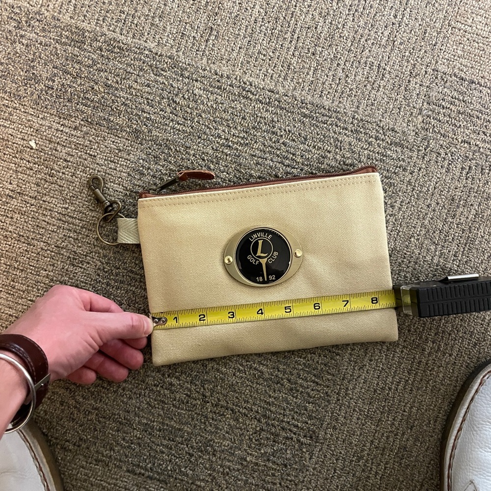 Linville Golf Club valuables pouch.